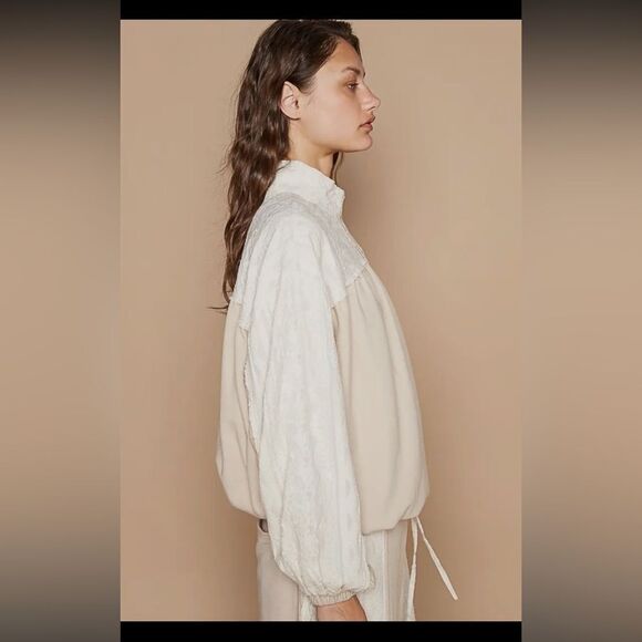 POL BALLOON SLEEVE HALF PLACKET RAW TIE DETAIL TOP - Picture 3 of 6